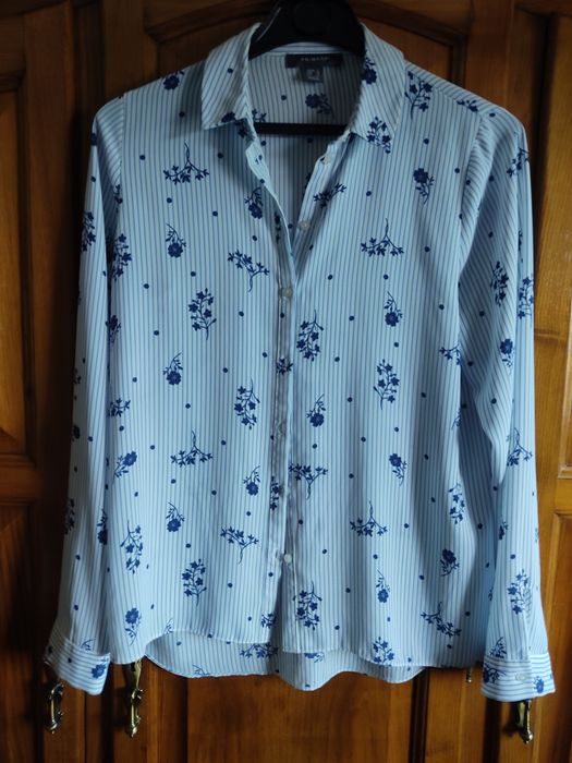 Lote de blusas e camisas novas