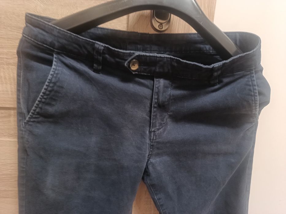 Męskie klasyczne materiałowe granatowe spodnie chinosy Smart casual