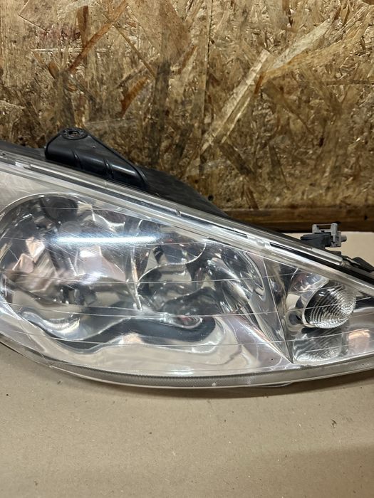 Передні фари Peugeot 206 Пежо 206 2003–2009 рестайл