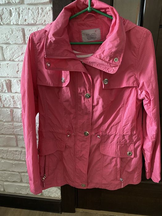 Весняна жіноча куртка/вітровка 46/48 розміру