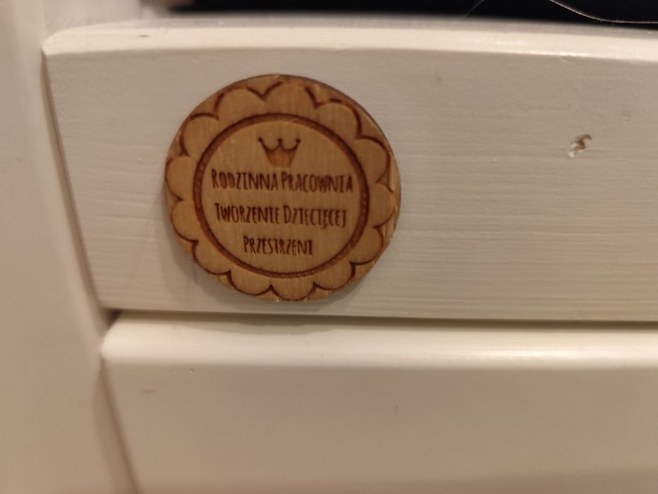 Łóżko drewniane dziecięce białe z materacem