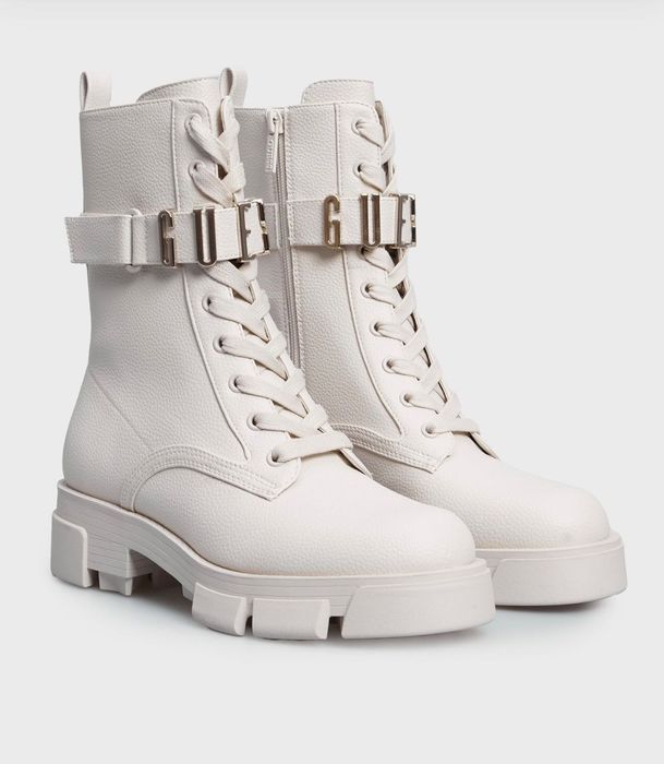 Ботінки жіночі Guess