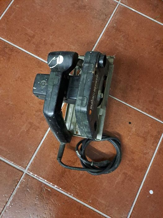 Serra manual Black & Decker