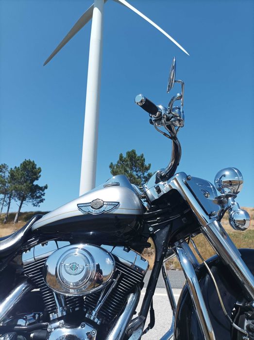 Harley Davidson roadKing 100th anniversary