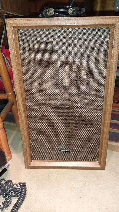 Amplificador,rádio e gira-discos Onkyo Dynamic Four 800