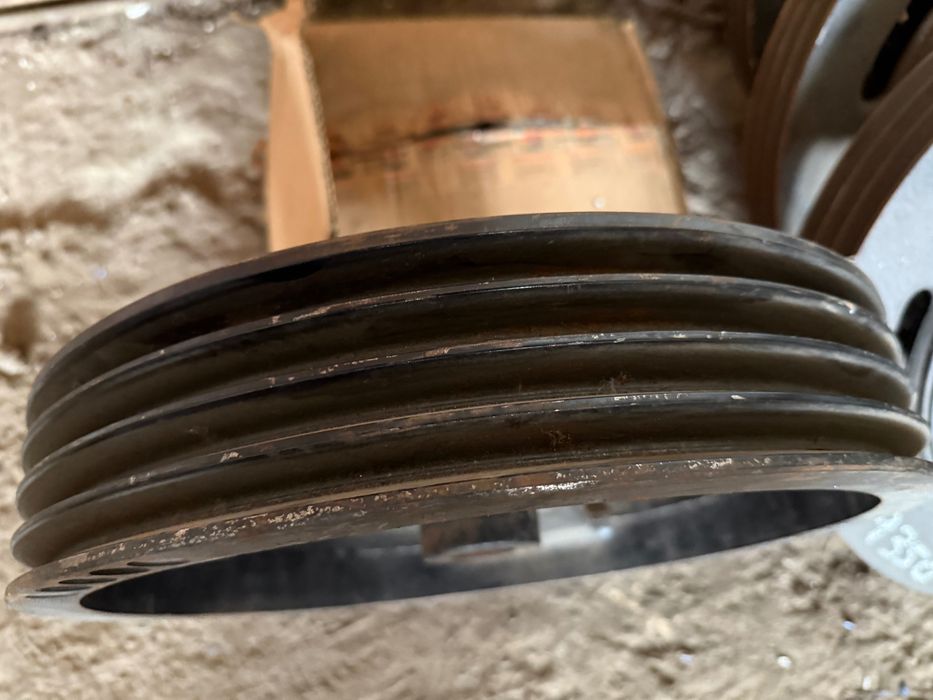 ШківиMassey Ferguson 062025P1,2619350W1,71379123,D28784022