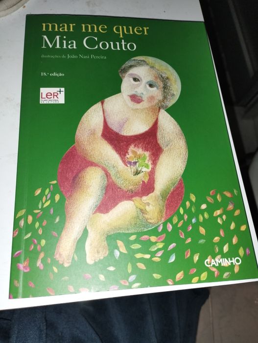Livro "Mar Me Quer"