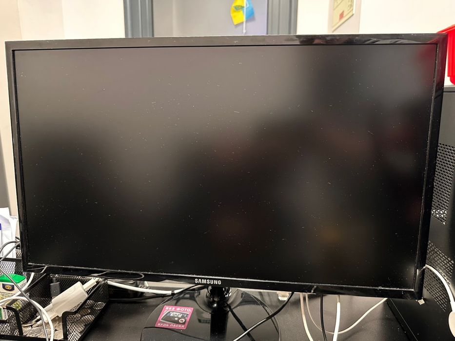 Samsung LS24F350FHIXCI
