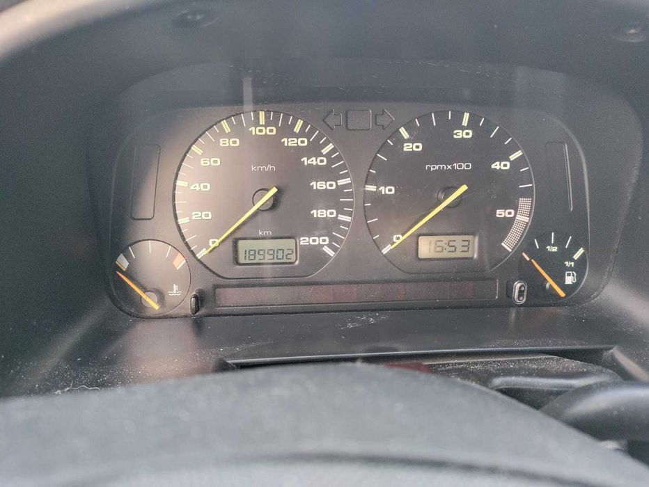 Seat Inca (2 lugares)