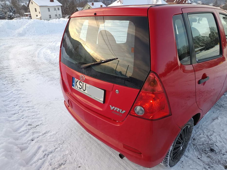 DAIHATSU YRV 2002 4X4, długie opłaty Stryszawa • OLX.pl