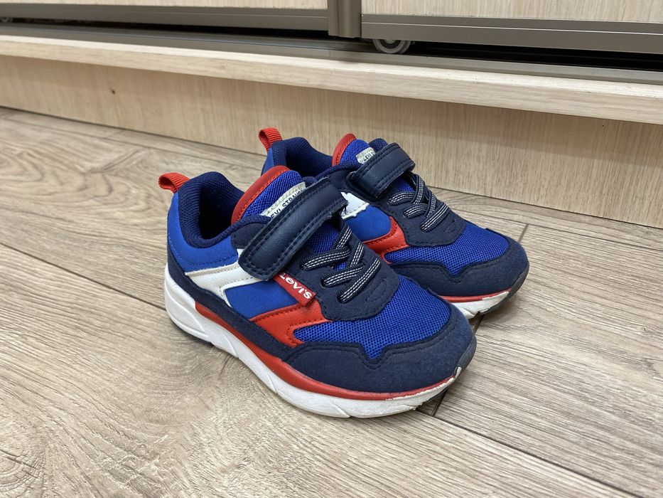 Дитячі кросівки Levis