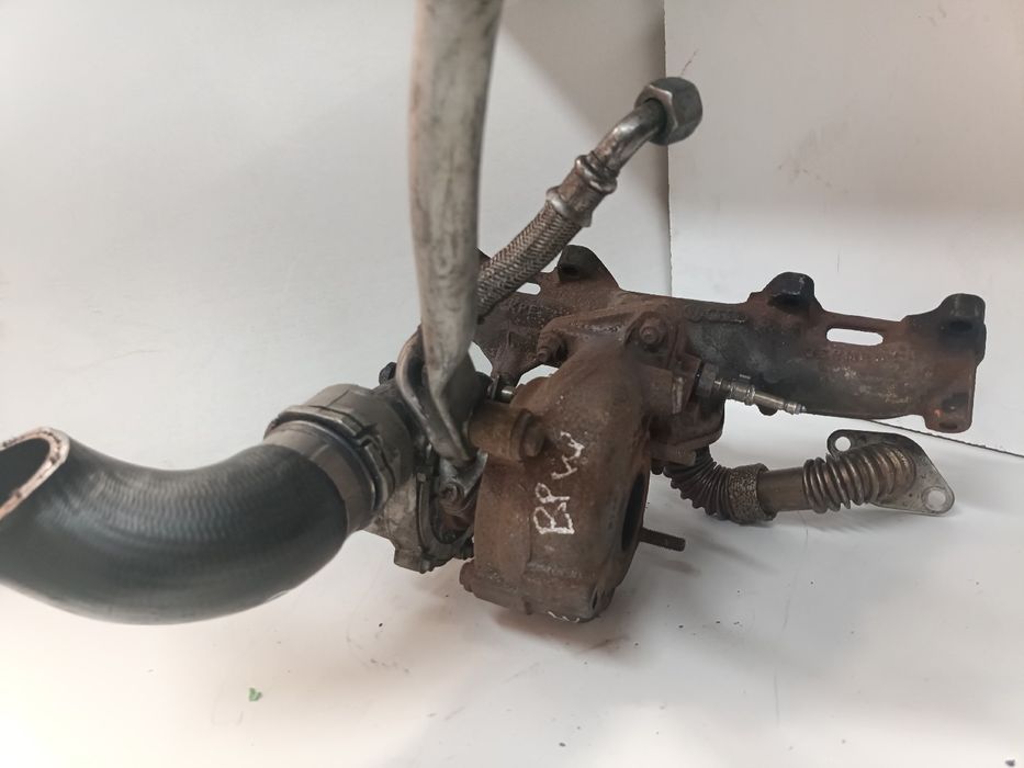 Turbo / compressor VOLKSWAGEN Passat Variant (3C5)