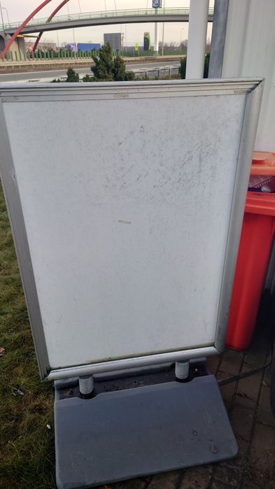 Stojak reklamowy - potykacz - windmaster format B1