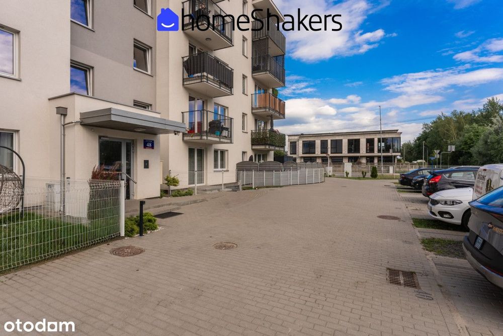 Kameralny blok • Parking• Okazja