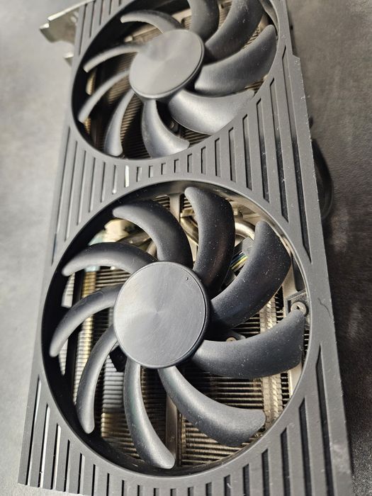 Karta graficzna  Geforce  RTX 3060 Ti