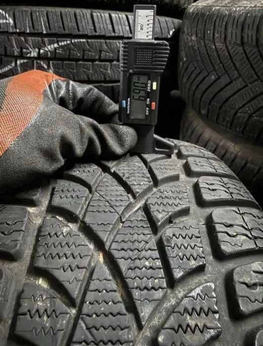 2x Dunlop 215 40 r.17, 2023, 6,9 mm