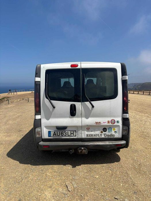 Renault Trafic Campervan 2006 – Pop Up Roof – Pronta a Viajar