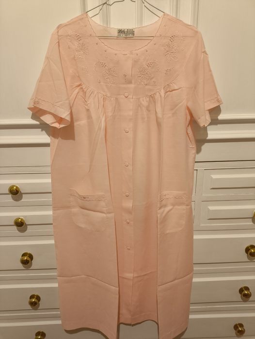 2 Camisas de noite e 1 robe