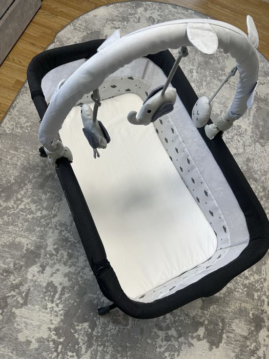 Приставне ліжечко кроватка