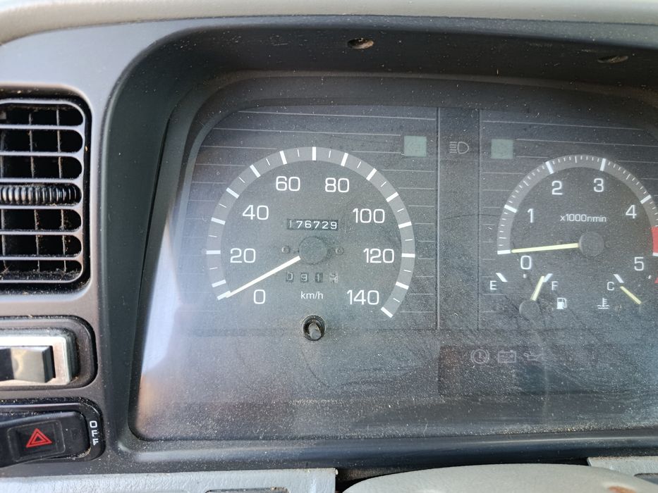 Mitsubishi Canter 2.8 Diesel, 3.500 kg, tri-basculante