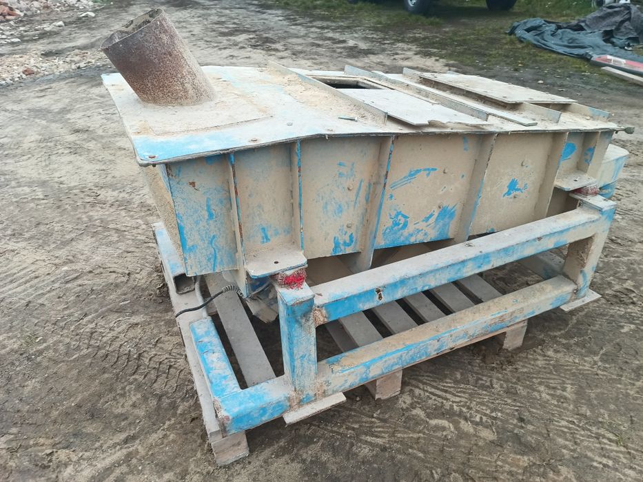 Przesiewacz wibracyjny sortownik