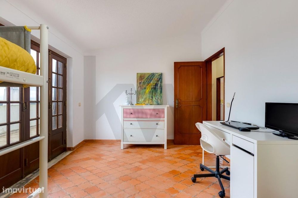 T2 no Último Piso com Terraço de 28.5m2 e Vistas Deslumbrantes em Porc