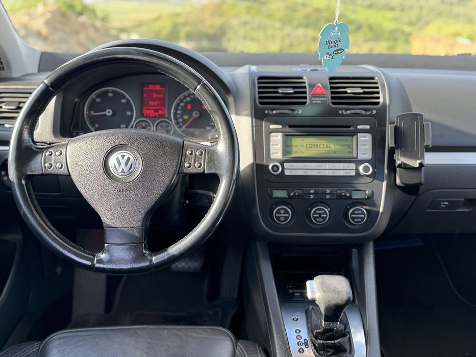 Volkswagen Jetta 2.0 TDI 140