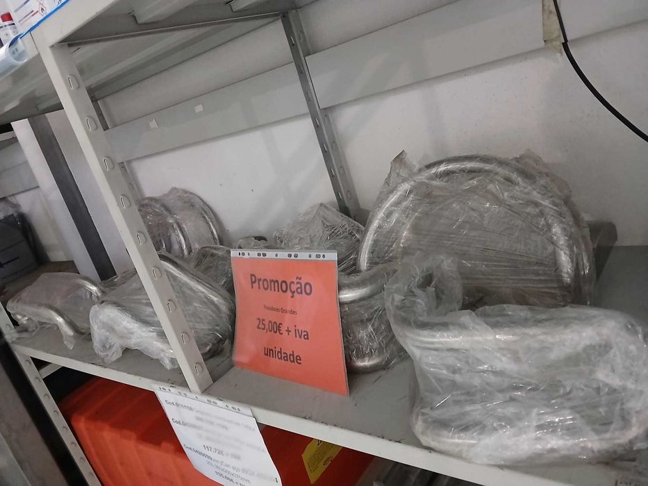 Puxadores para porta duplos