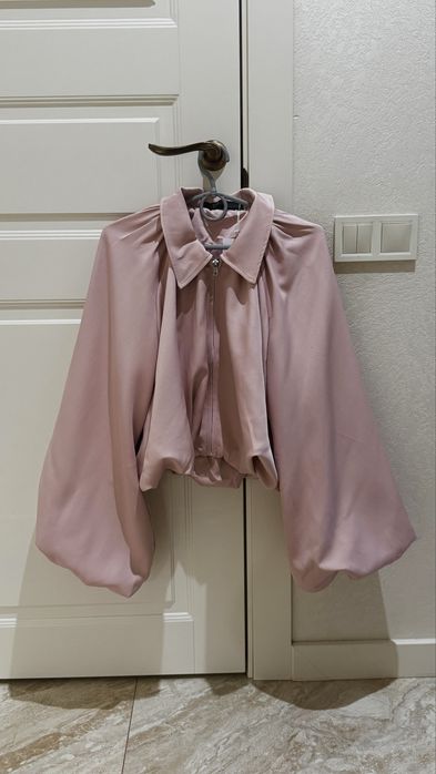 Бомбер zara 2026 розмір м , л