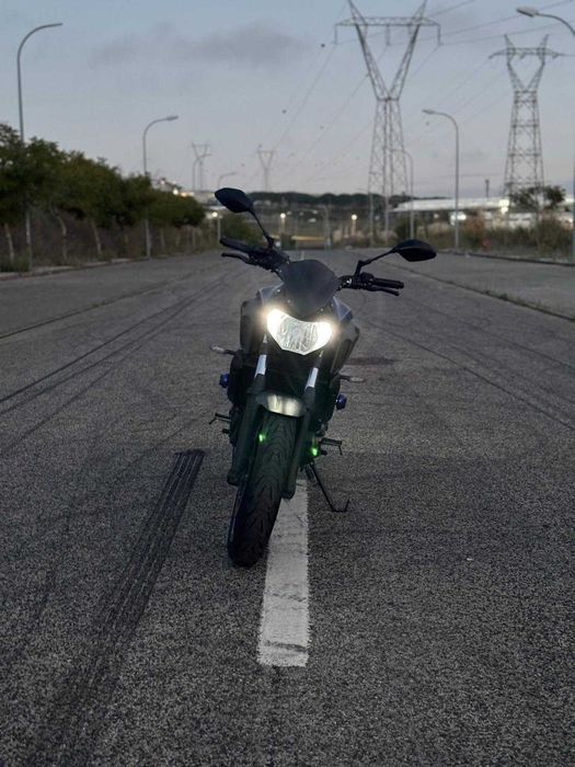 Yamaha MT-07 - 35Kw Livrete (Deslimitada) - SC Project Original-Extras