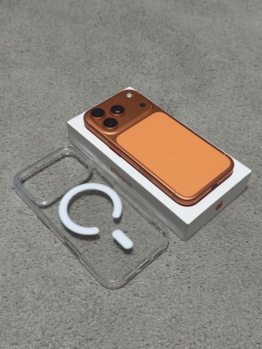 Iphone 17 Pro 256gb Laranja ( 5 Ciclos )