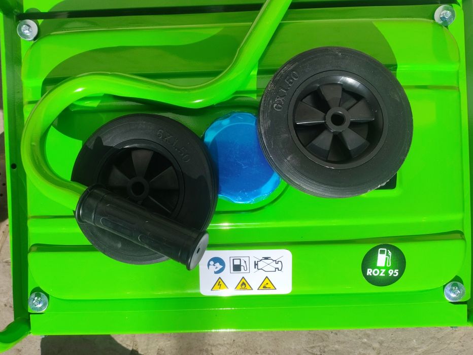 Генератор Zipper ZI-STE2800.