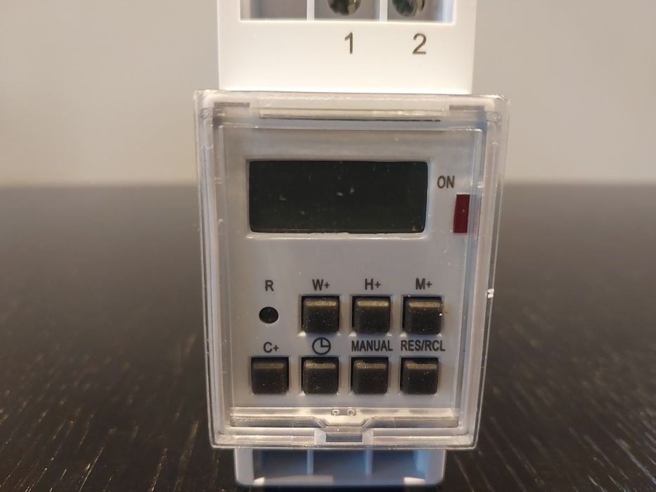 S3877 Conecto Cyfrowy zegar sterujący do szyny montażowejSA-CC50204-v2