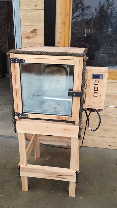 Drewniana wędzarnia elektryczna w wersji MINI