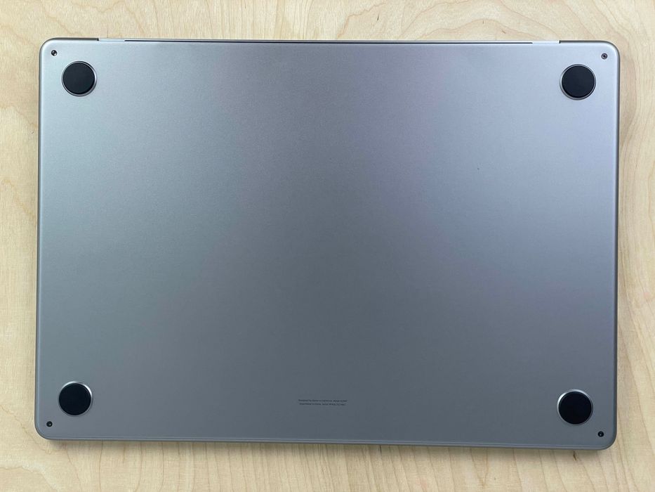 2023 MacBook Air A2941 15" M2 16GB 1000GB