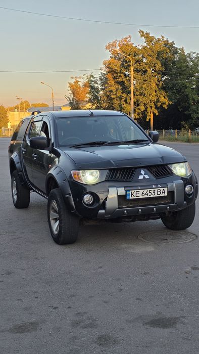 Куплю Пікап Джип на розбір можна післ прильоту самовивіз є