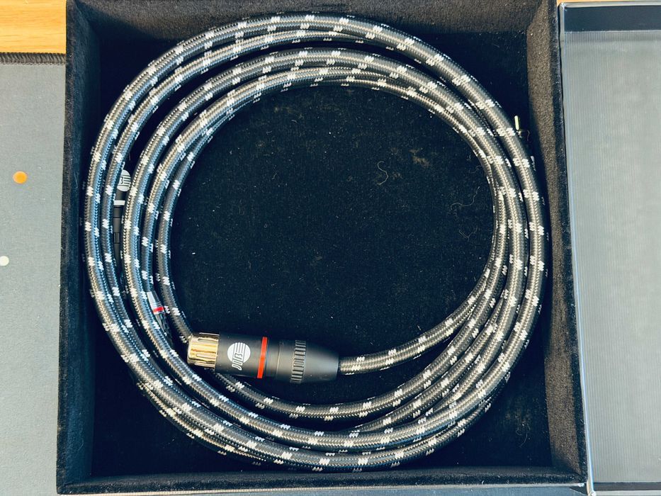 ‼️ Межблочный кабель RCA → XLR(F) — соединяет RCA-выход с XLR-входом ℹ️ Boaacoustic Evolution Black, топ-серия, ритейл 700 евро | Германия, новый