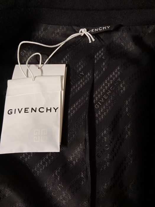 Пальто Givenchy gucci loro оригинал