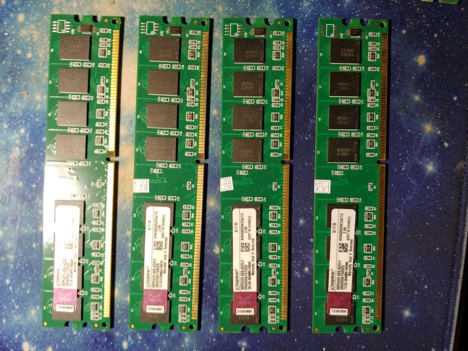 Оперативная память DDR1 Kingston 1GB