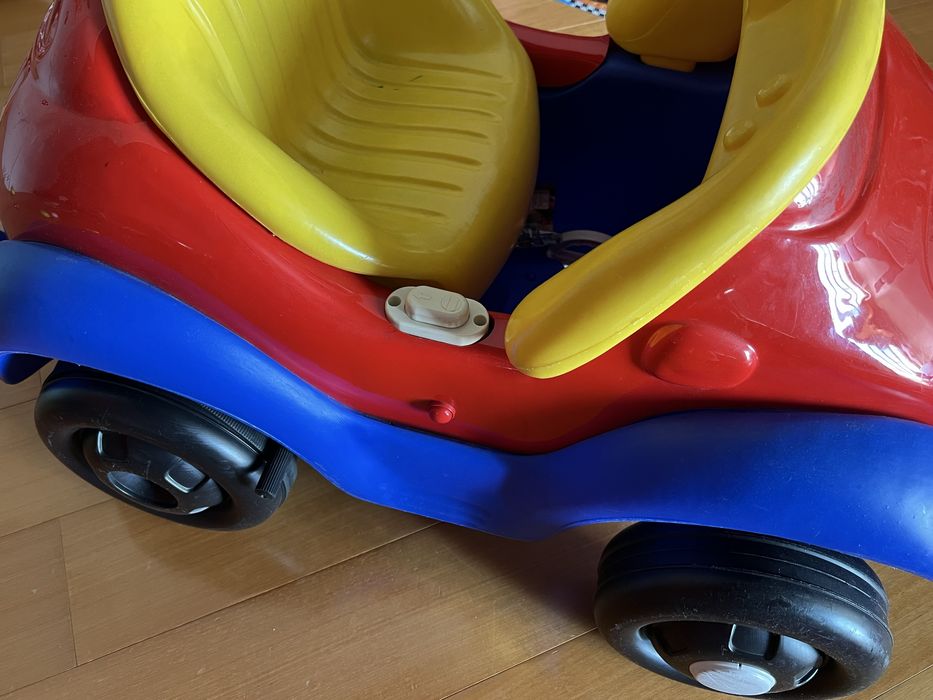 Carro elétrico noddy