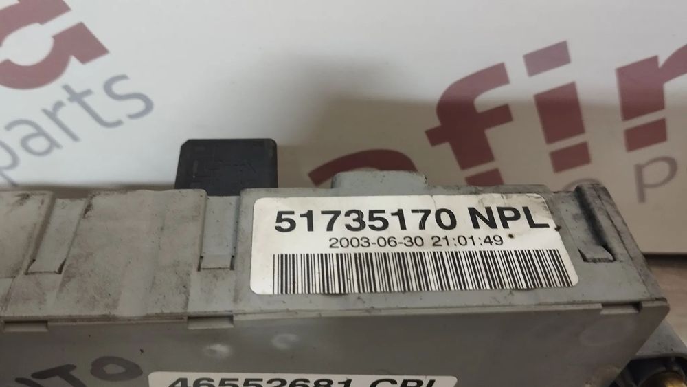 CAIXA DE FUSIVEIS FIAT PUNTO 188 99-04 REF. 51735170 46552681