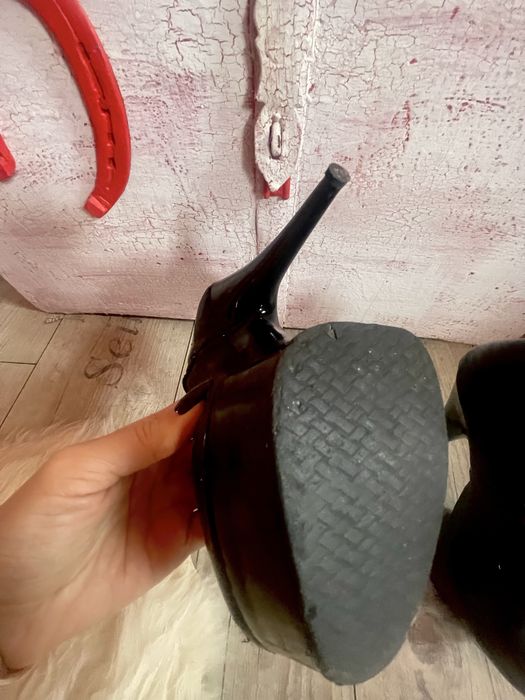 Туфлі для для уроків танців пілон PLEASER – зручні