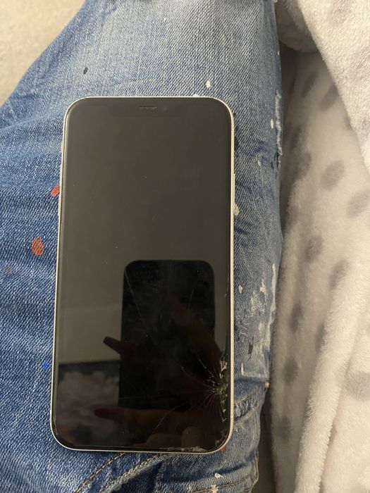 iphone 11 em bom estado
