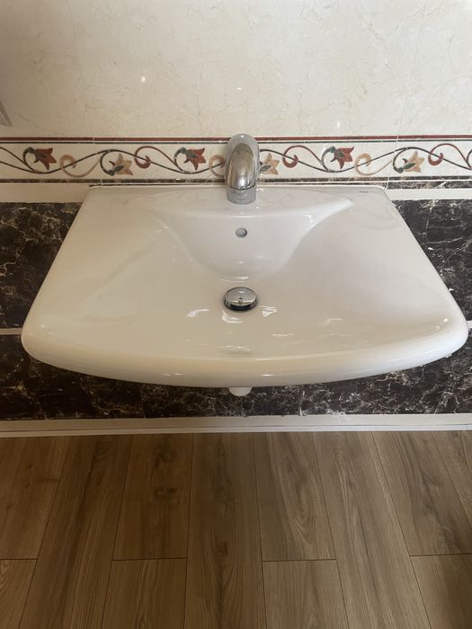 Zlew Roca wraz z baterią