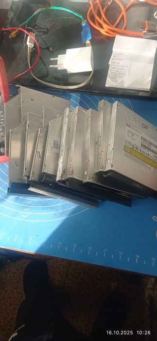 Приводи,дисководи ноутбучні.