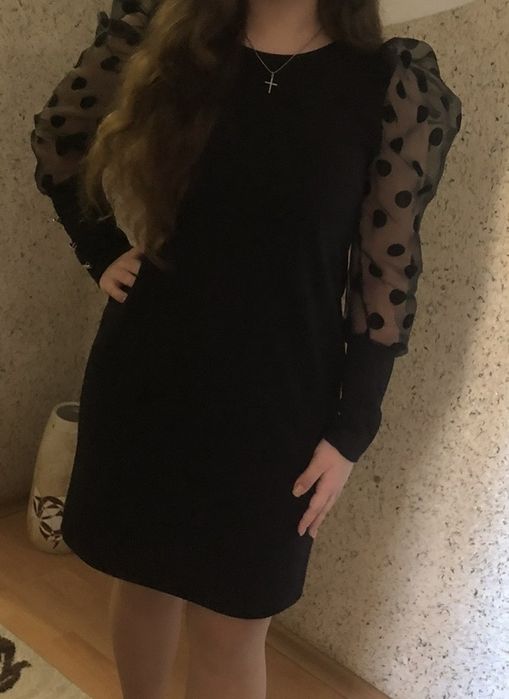 Сукня чорня нарядна