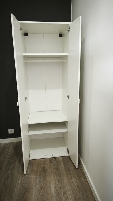 Cama Montessori + roupeiro de criança