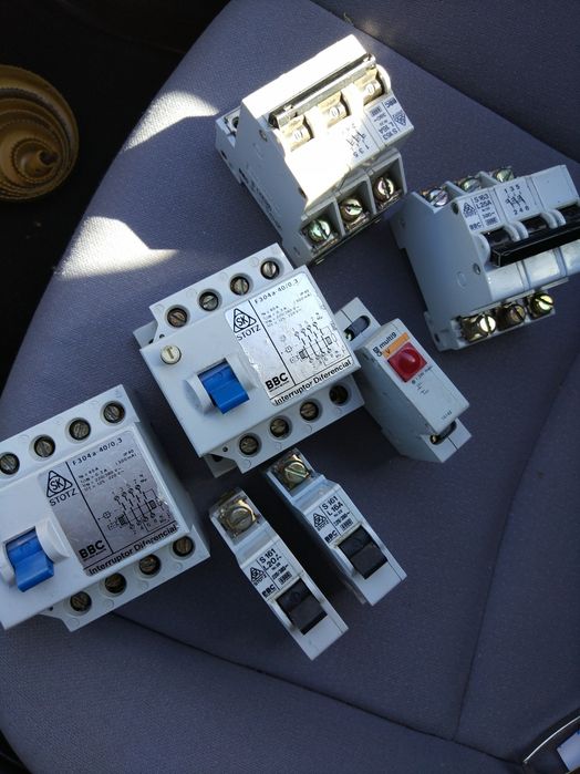 ALL THESE Circuit Breakers64550353231235121