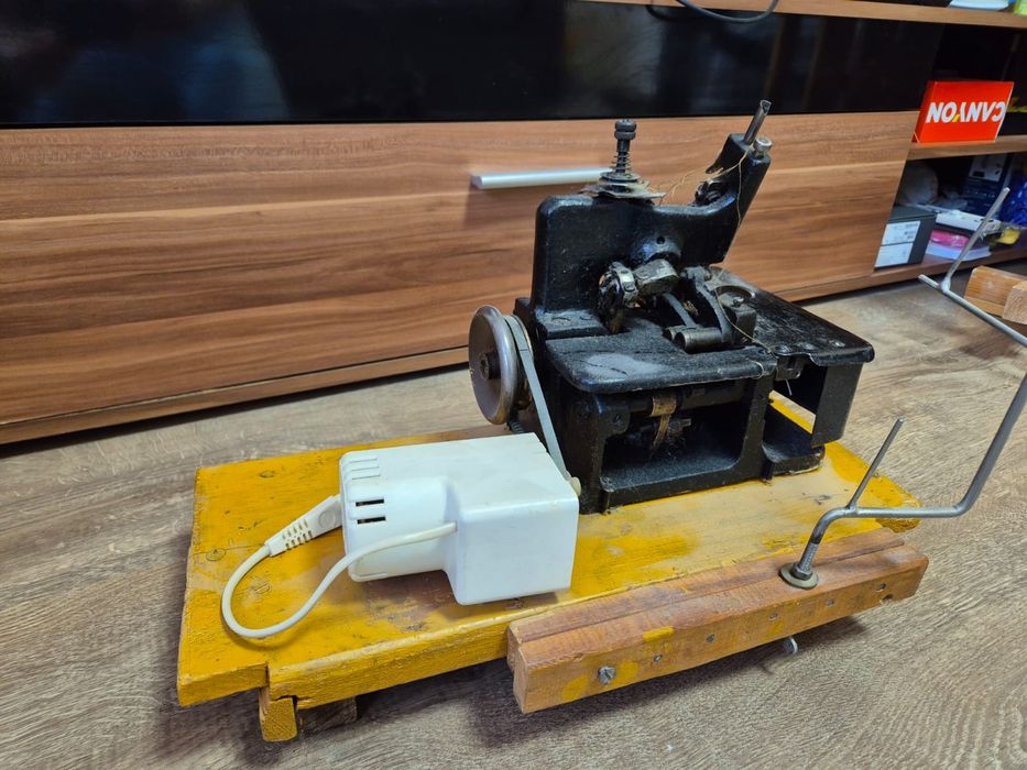 Оверлок артель Универсал (Полтава)