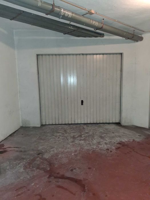 Garagem a alugar
